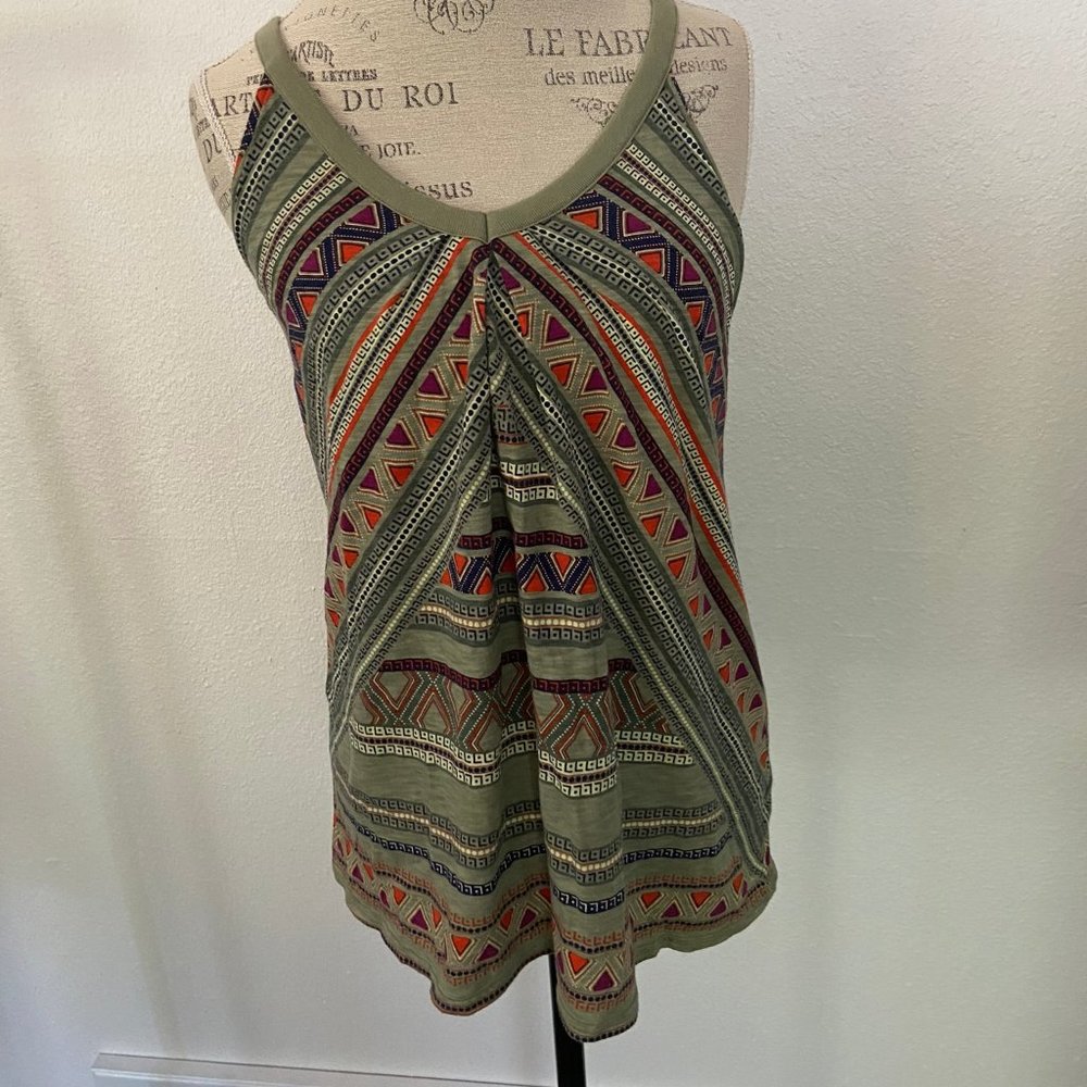 Athleta athletic sleeveless top with shelf bra